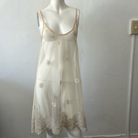 Martino midali Dresses & Skirts - Martino midali scoop neck cream sheer flower boho embroidered slip dress S